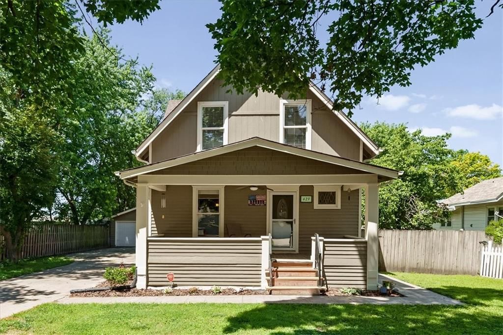 429 Main Street, Linwood, KS