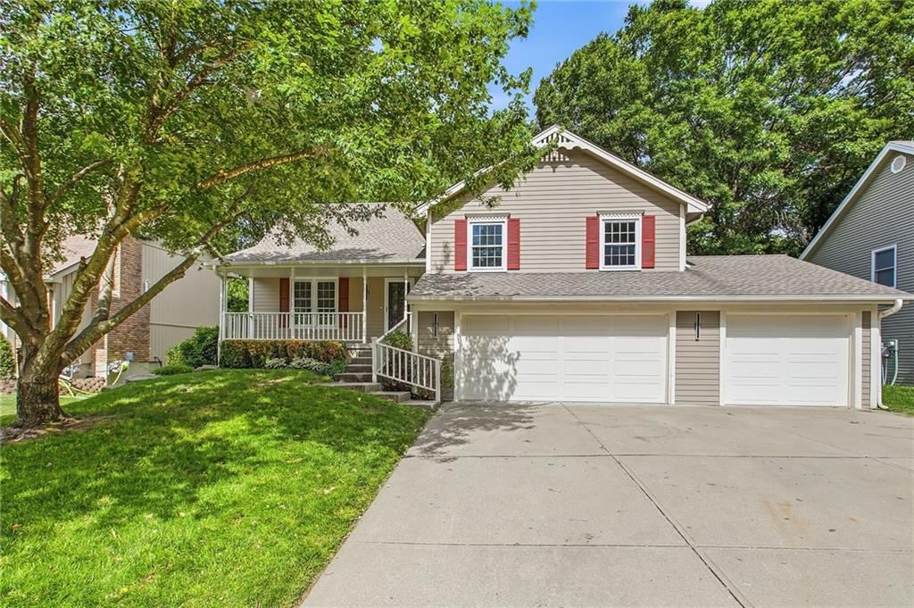 1310 Amesbury Avenue, Liberty, MO