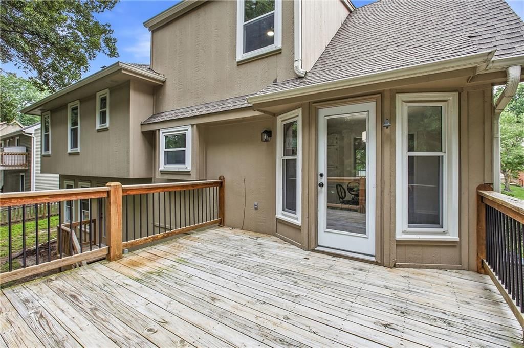 1310 Amesbury Avenue — photo 14