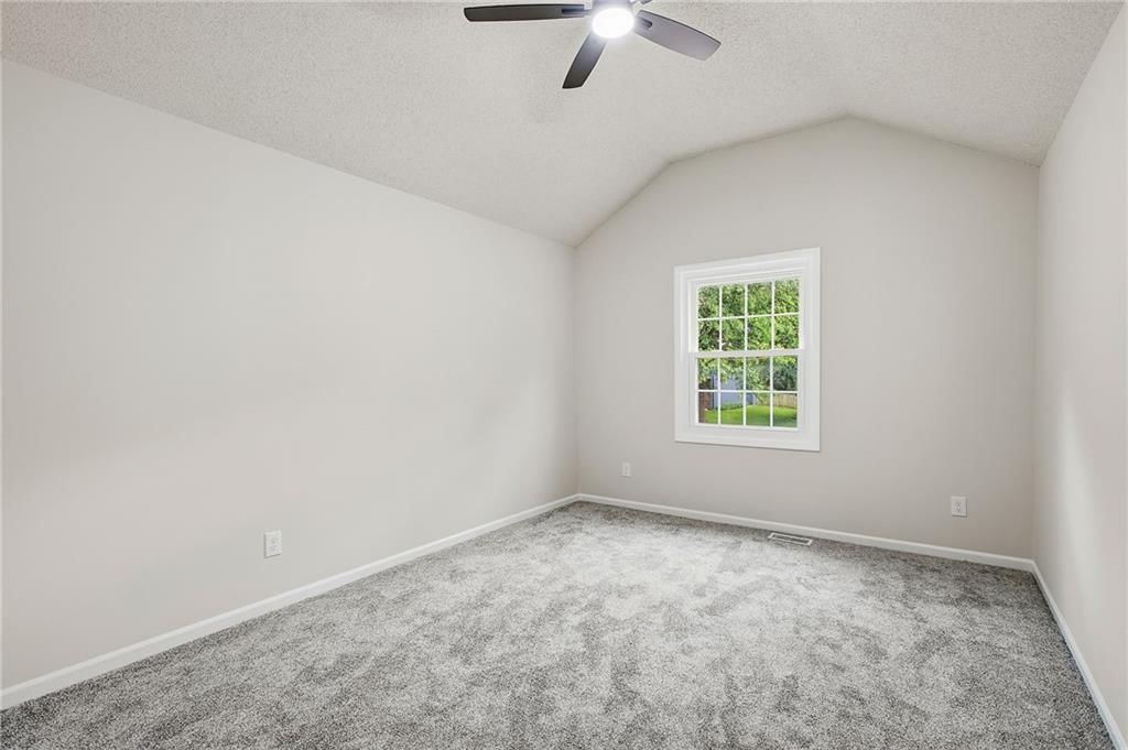 1310 Amesbury Avenue — photo 18