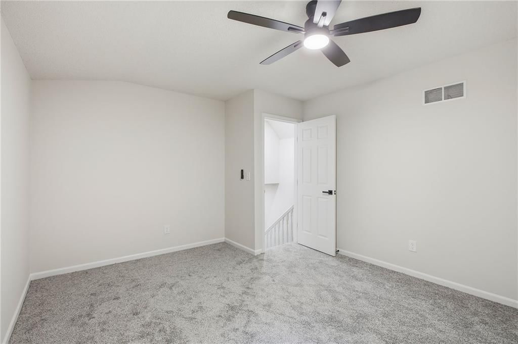 1310 Amesbury Avenue — photo 25