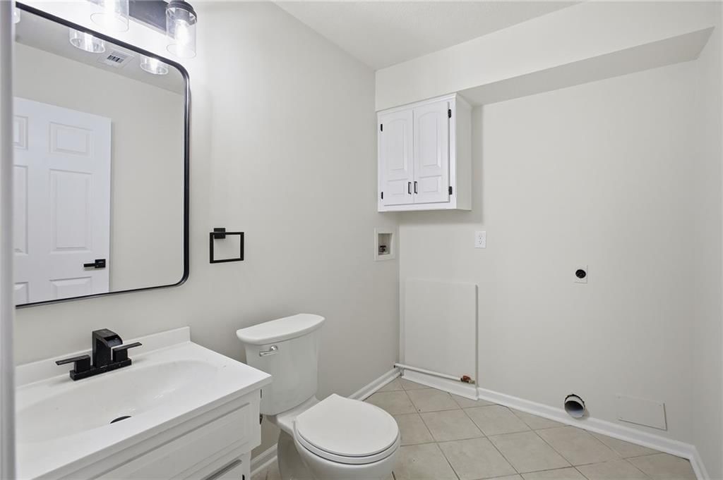 1310 Amesbury Avenue — photo 27