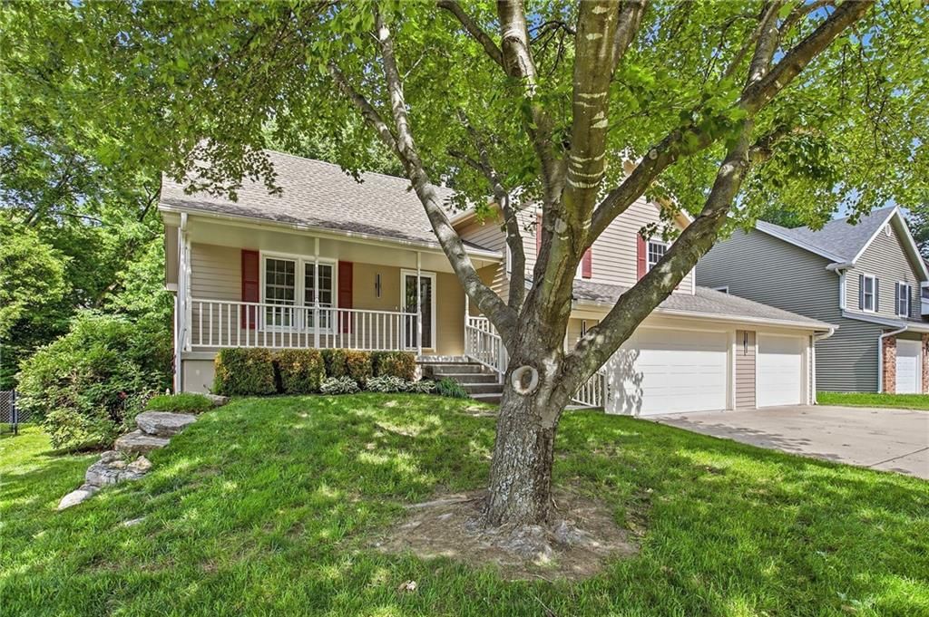 1310 Amesbury Avenue — photo 39
