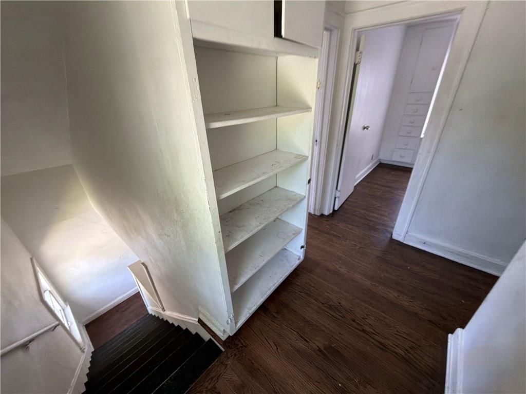 5700 Euclid Avenue — photo 11