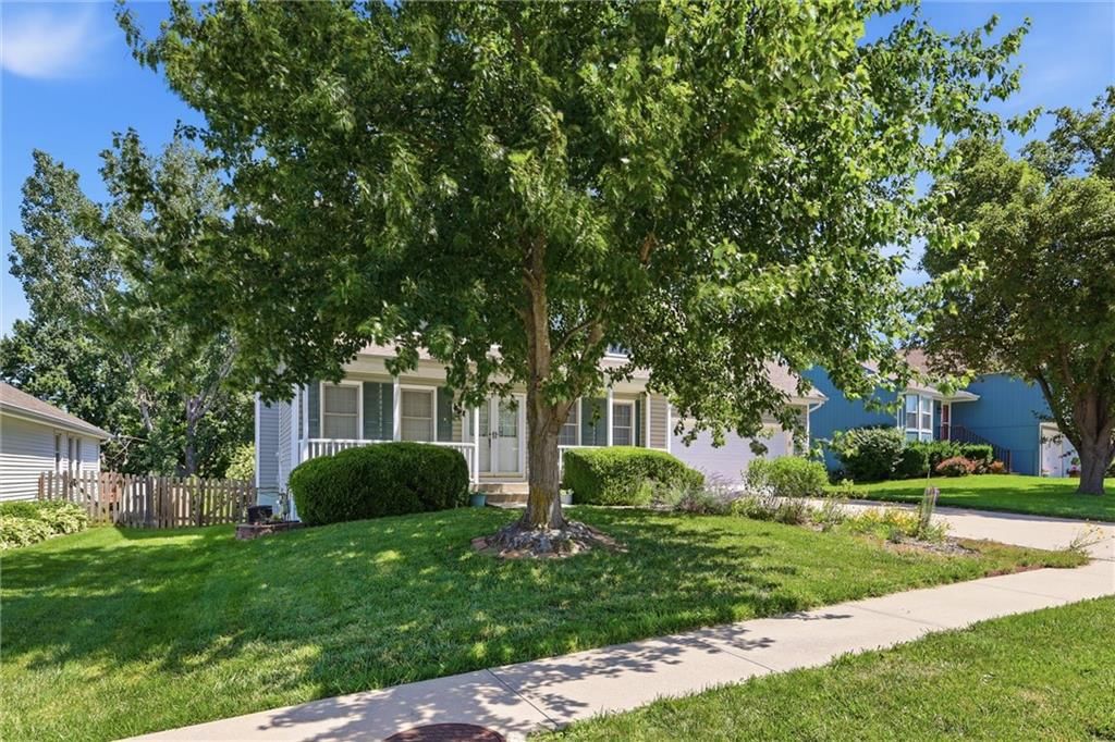 1204 Franklin Drive — photo 3