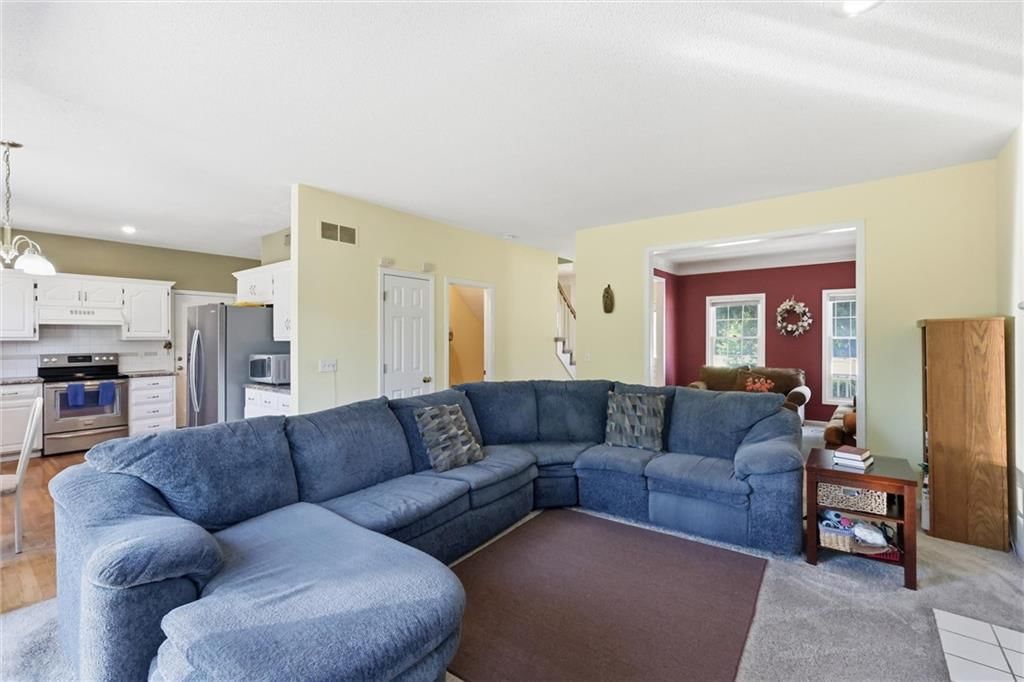 1204 Franklin Drive — photo 11