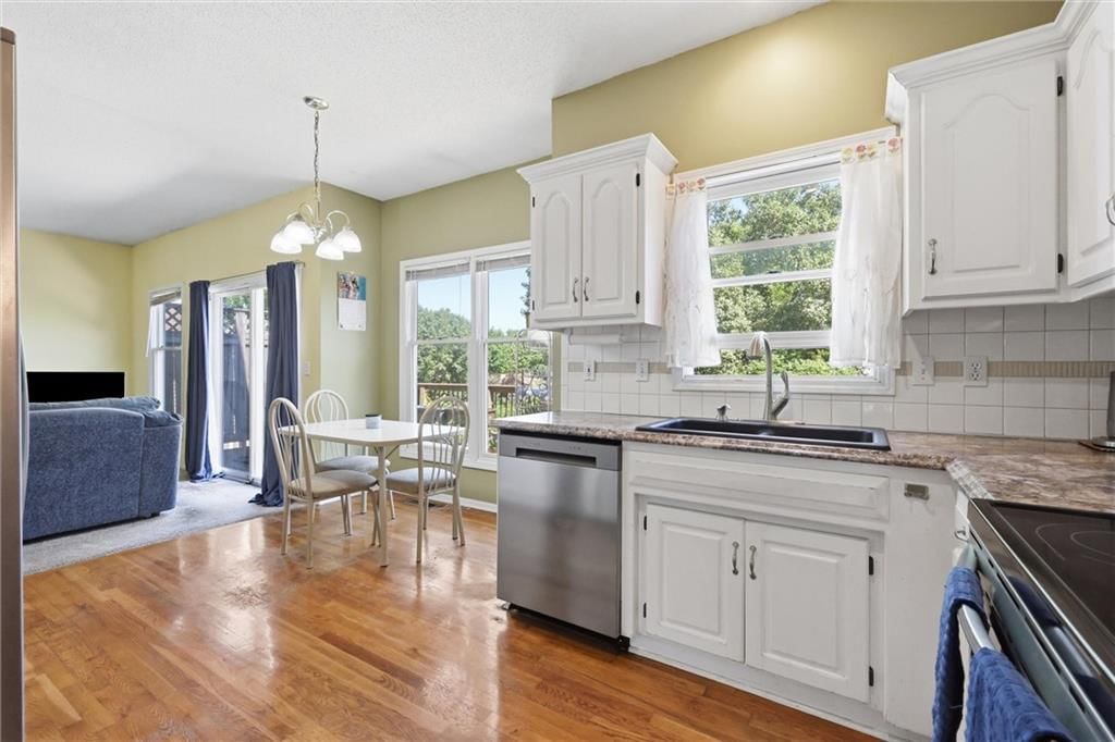 1204 Franklin Drive — photo 17