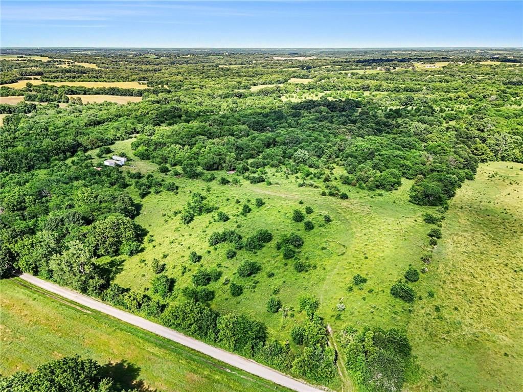 190th Street, Kidder, MO