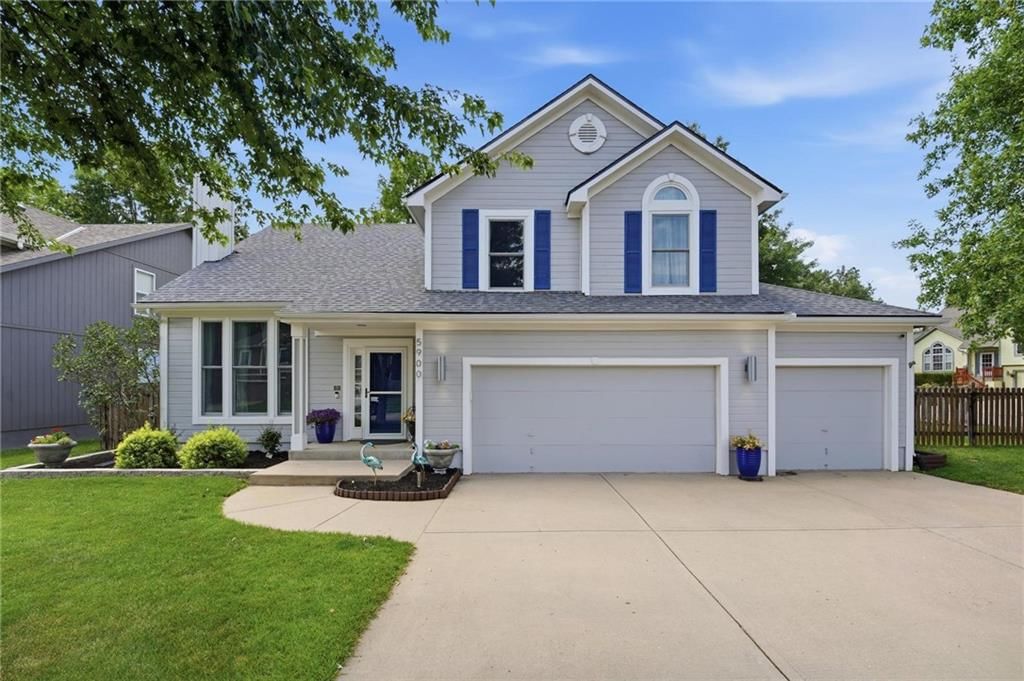 5900 Meadowsweet Lane, Shawnee, KS