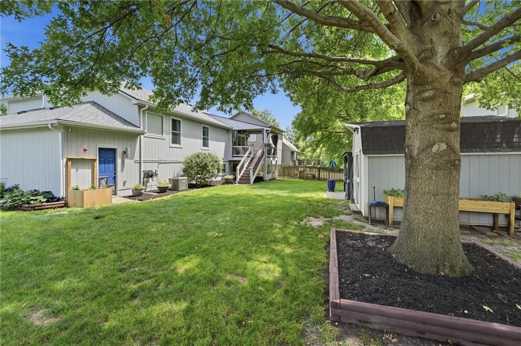 5900 Meadowsweet Lane — photo 44