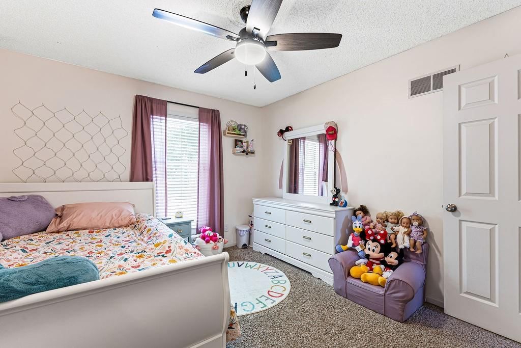 1802 Regency Drive — photo 18