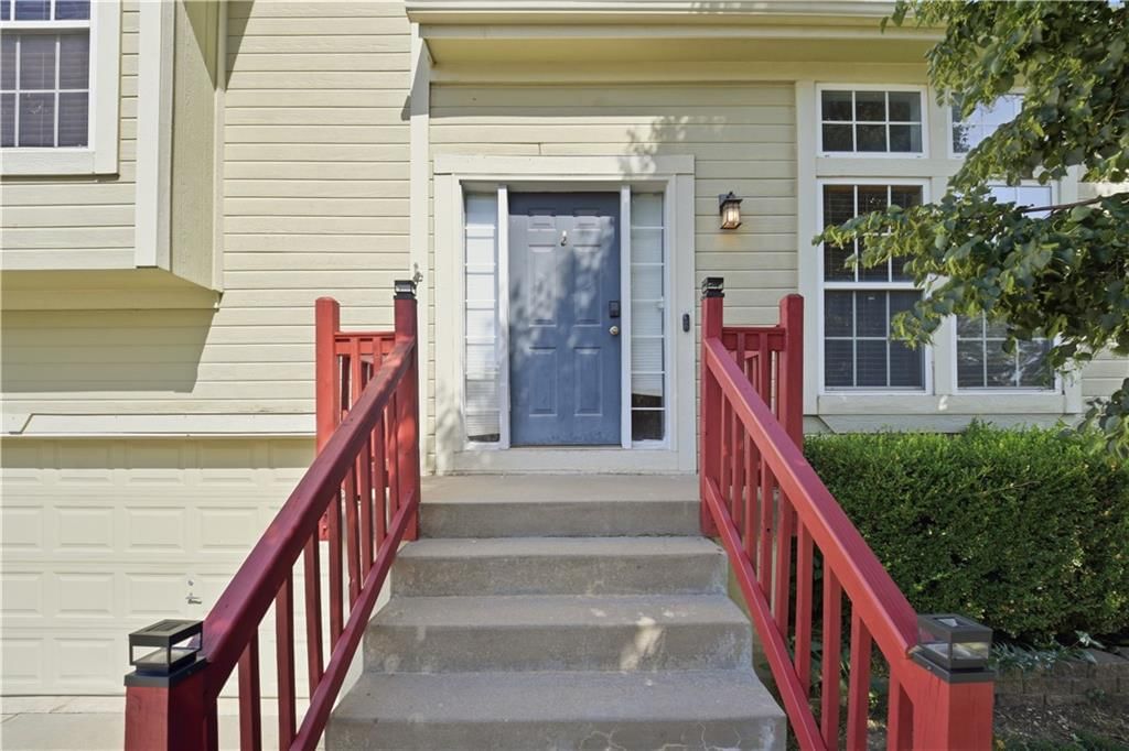 12208 N SHANNON Avenue — photo 3