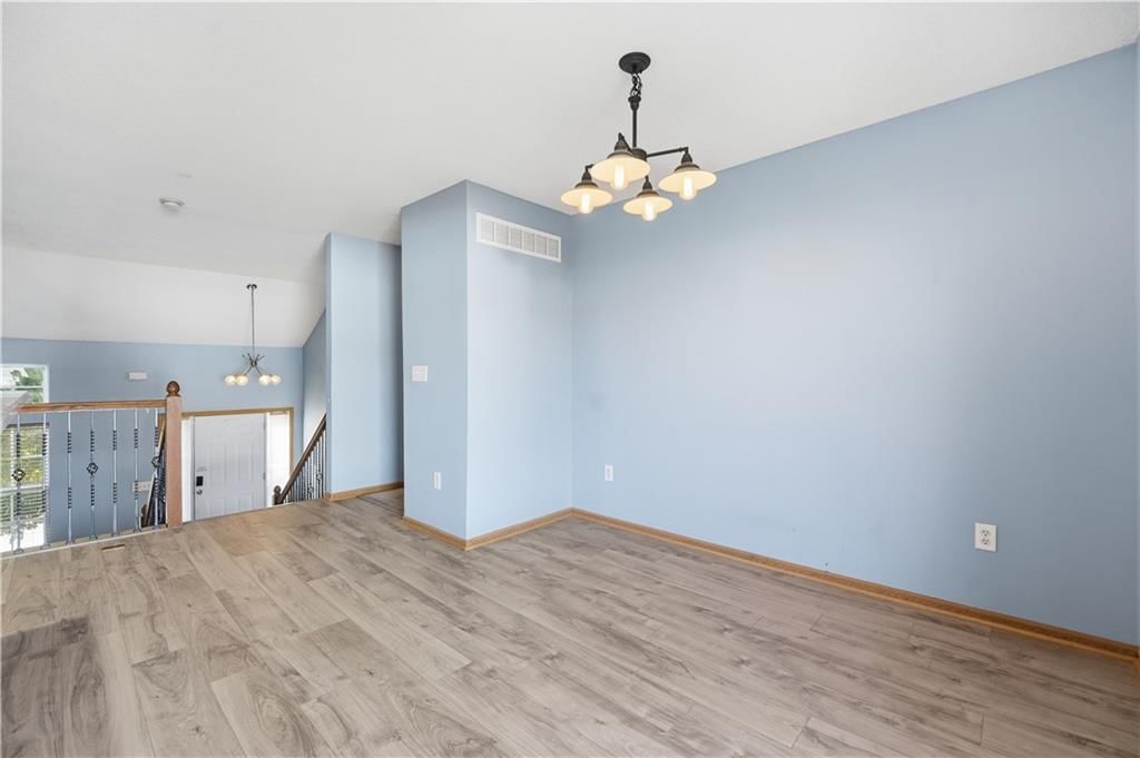 12208 N SHANNON Avenue — photo 5