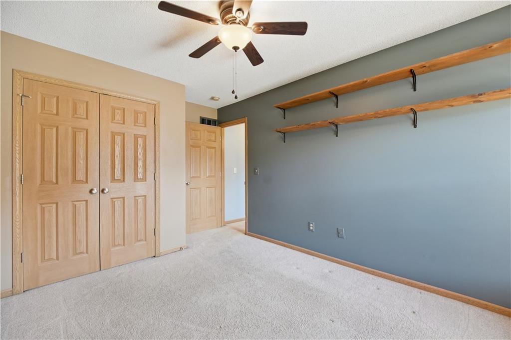 12208 N SHANNON Avenue — photo 16