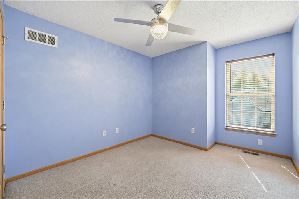 12208 N SHANNON Avenue — photo 17