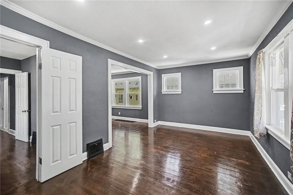 2240 Troupe Avenue — photo 4