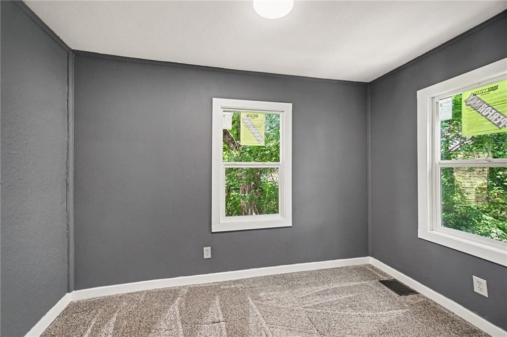2240 Troupe Avenue — photo 12