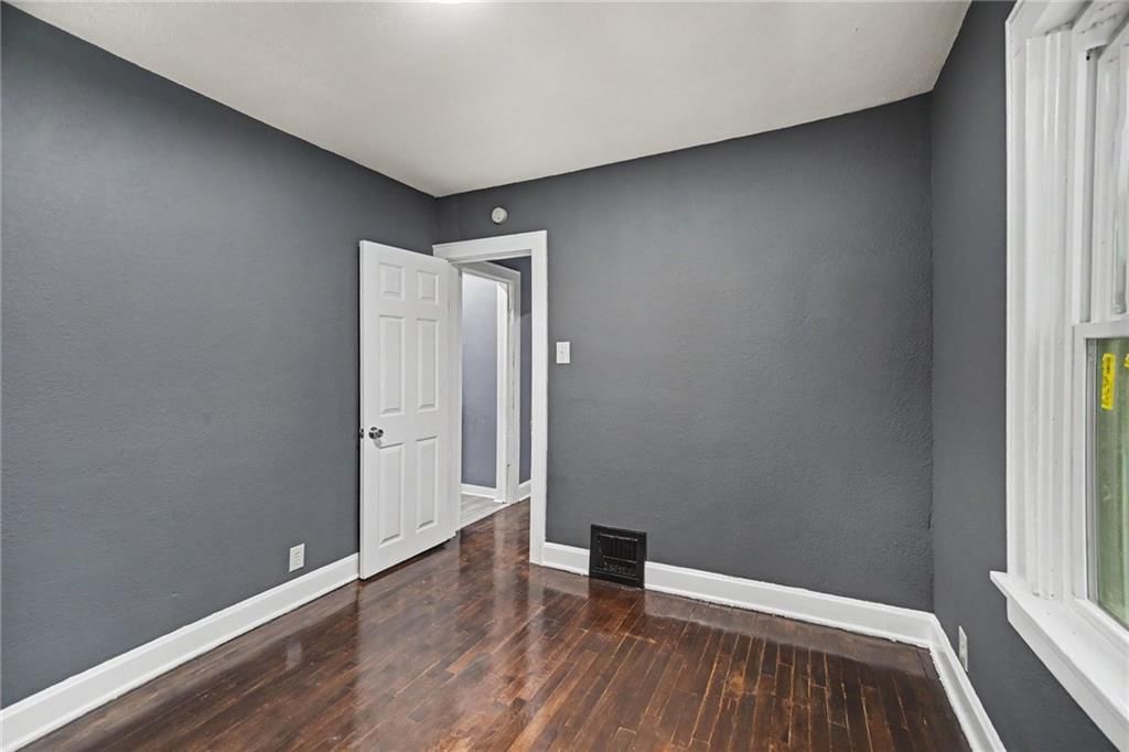 2240 Troupe Avenue — photo 15
