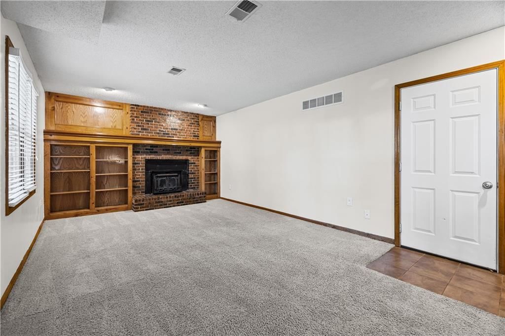 15622 W 125th Street — photo 32