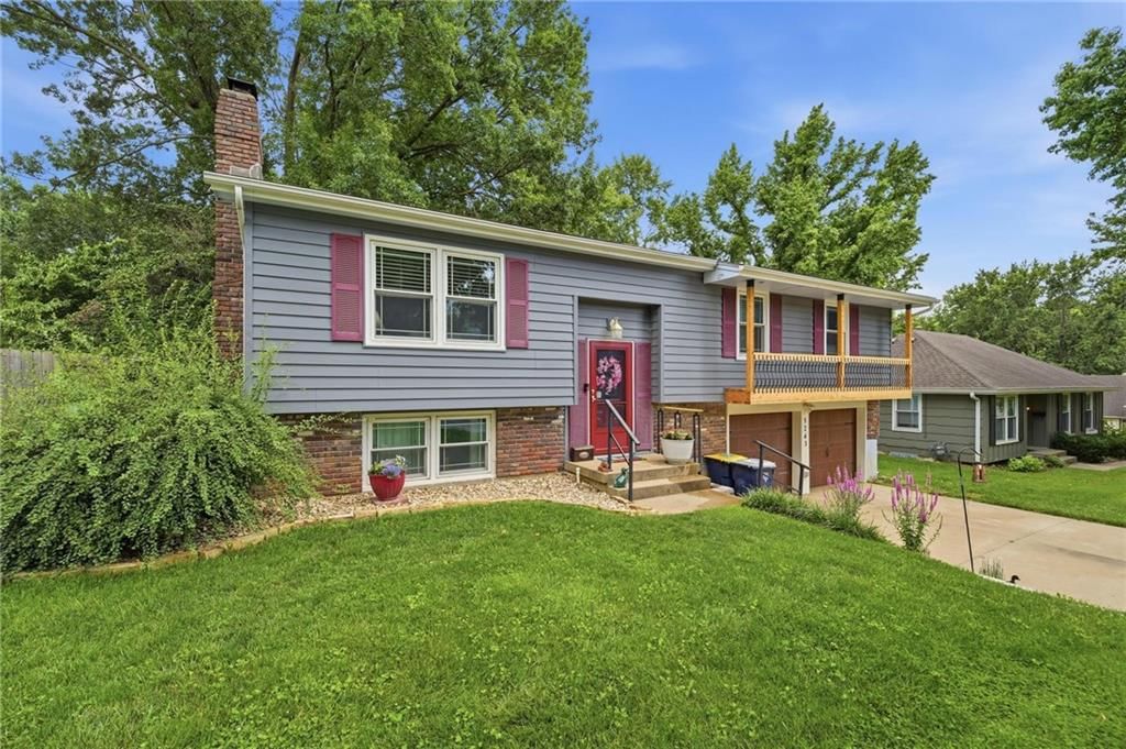 5243 Delaware Drive — photo 1