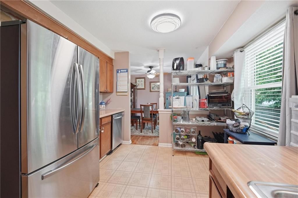 5243 Delaware Drive — photo 8