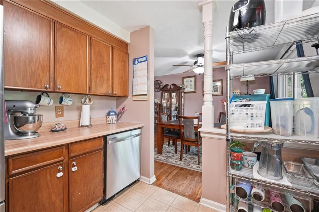 5243 Delaware Drive — photo 9
