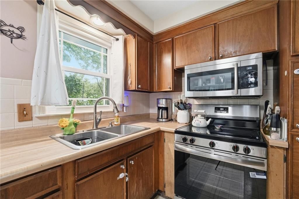 5243 Delaware Drive — photo 11