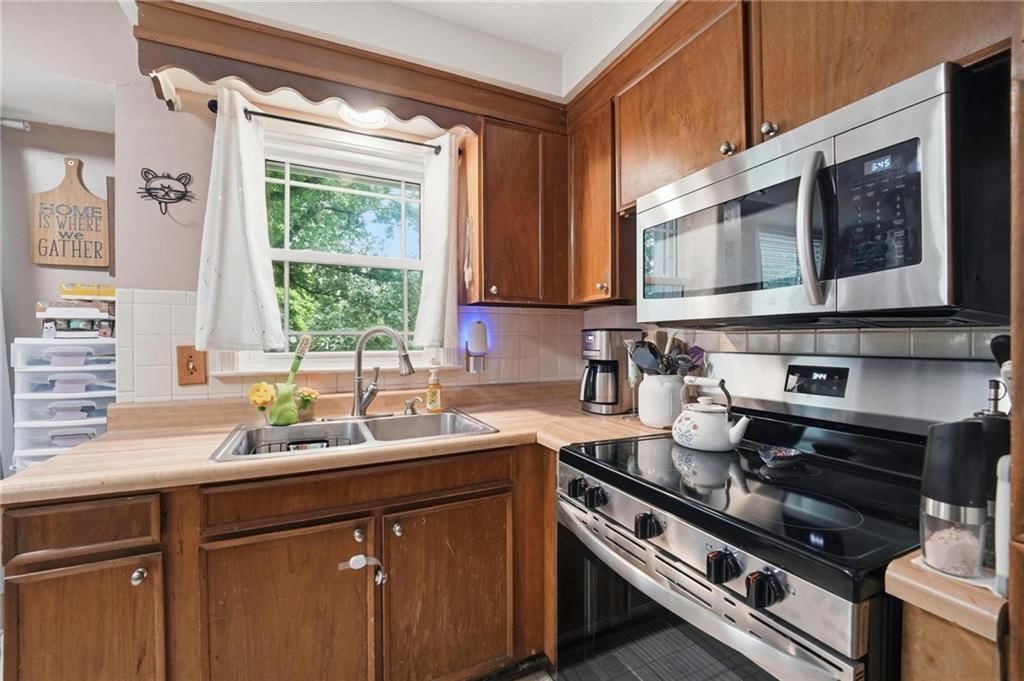 5243 Delaware Drive — photo 12