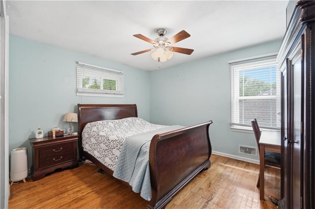 5243 Delaware Drive — photo 16