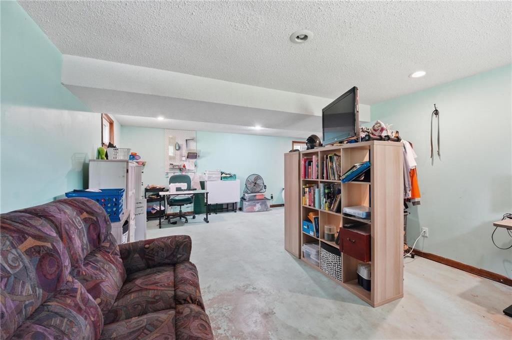5243 Delaware Drive — photo 24