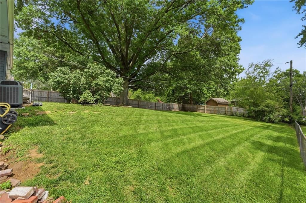 5243 Delaware Drive — photo 31