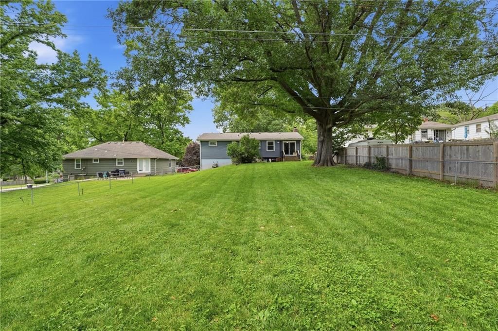 5243 Delaware Drive — photo 32