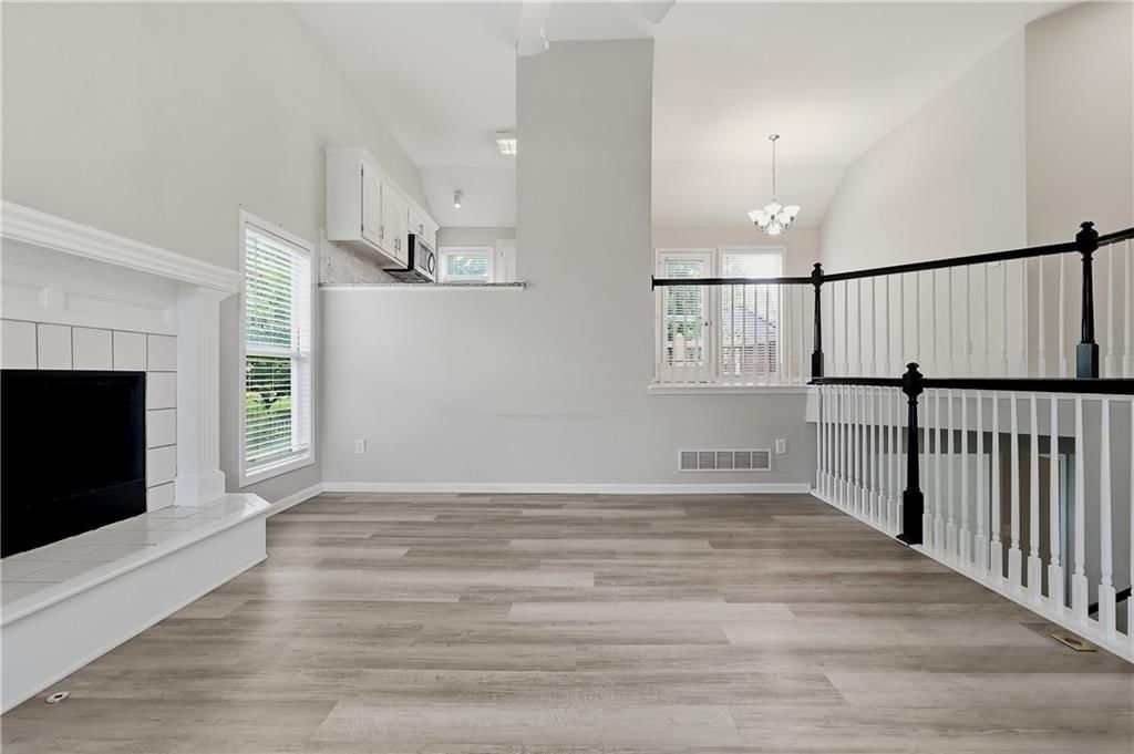 16412 W 157th Terrace — photo 8