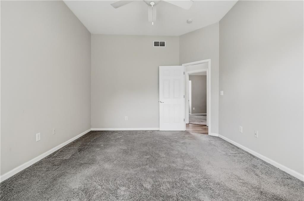 16412 W 157th Terrace — photo 20