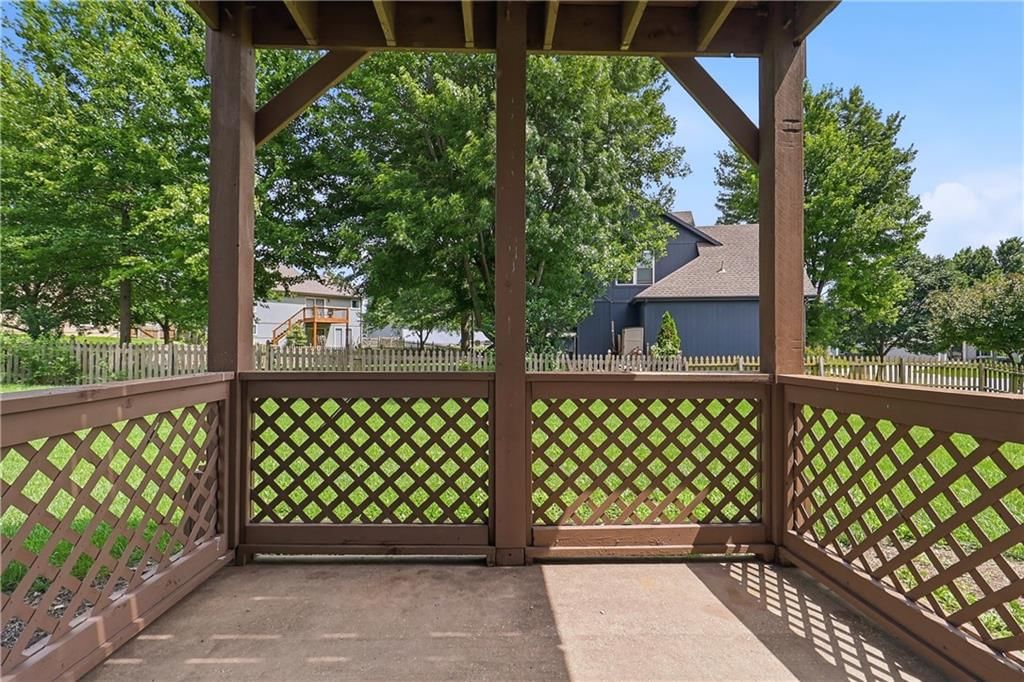 16412 W 157th Terrace — photo 40