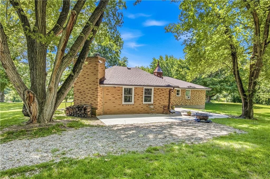 700 S Alexander Road — photo 47