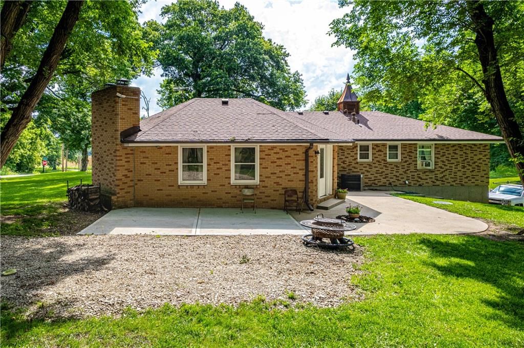 700 S Alexander Road — photo 48