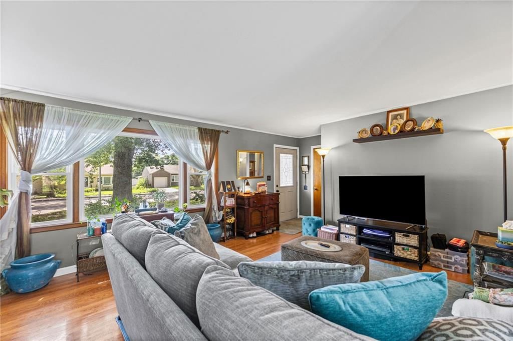5618 Lamar Avenue — photo 10