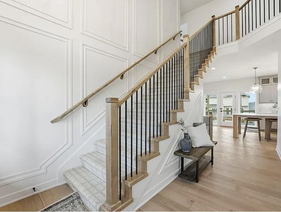 2308 Foxtail Drive — photo 2
