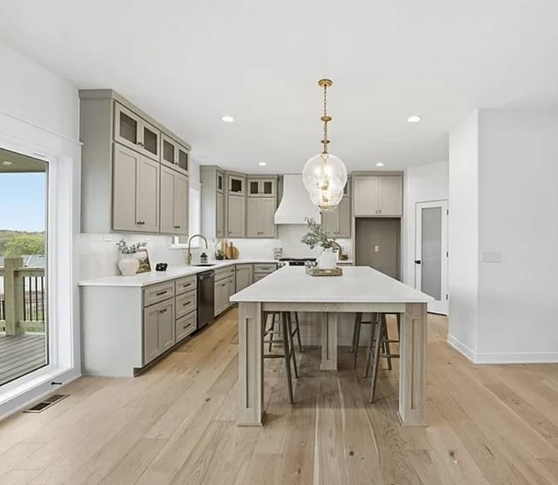 2308 Foxtail Drive — photo 5