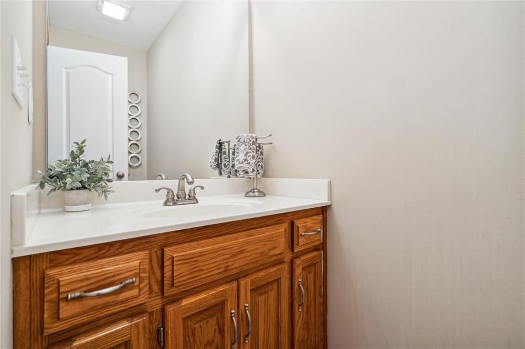 1301 NE Horizon Drive — photo 17