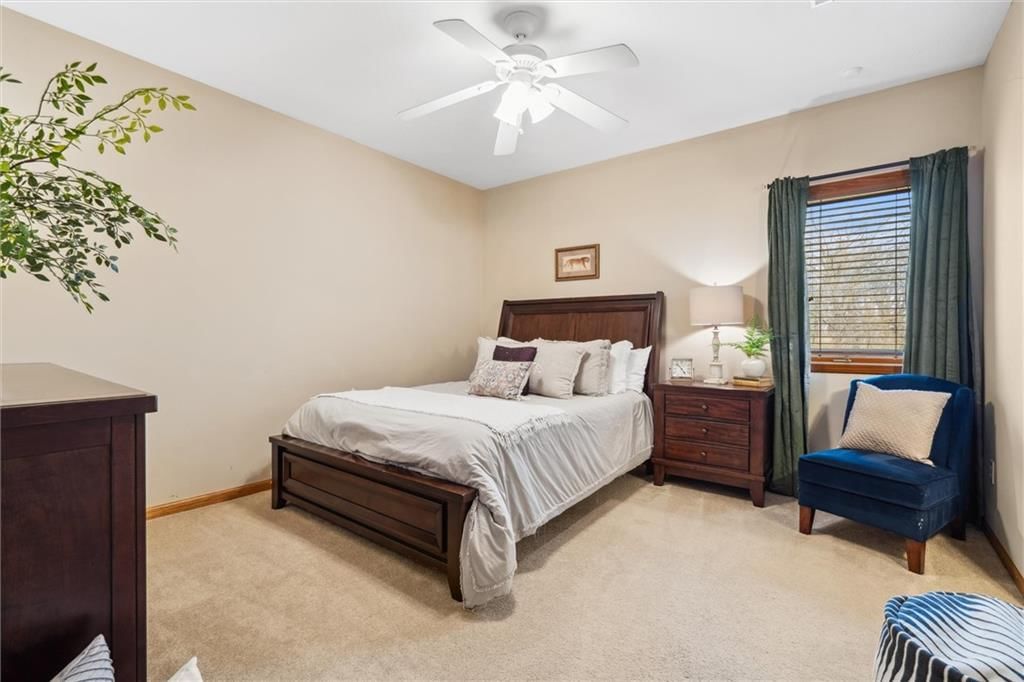 1301 NE Horizon Drive — photo 27