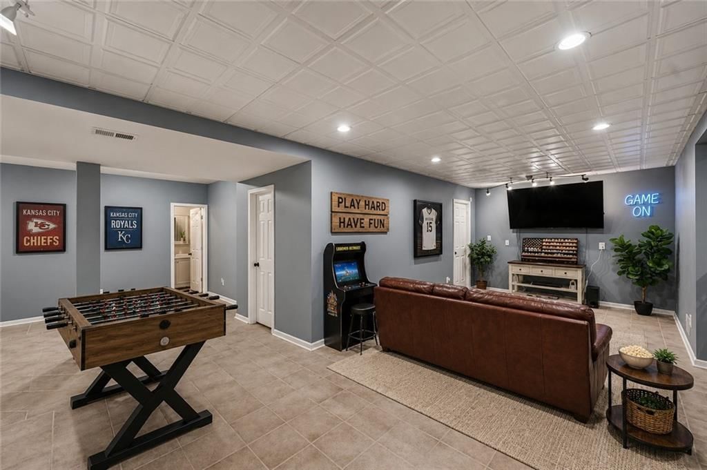 9009 N Kentucky Avenue — photo 4