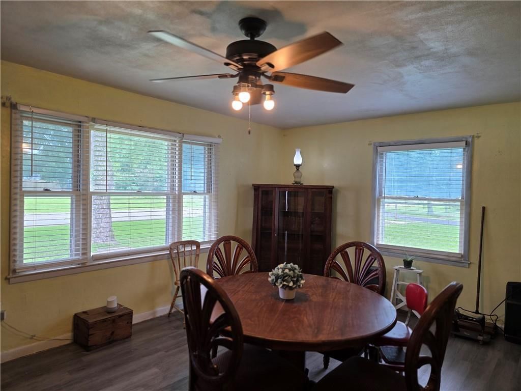 703 W Benton Street — photo 3