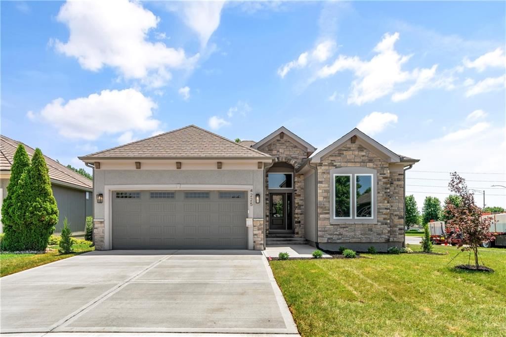 4225 NE Park Springs Drive — photo 1
