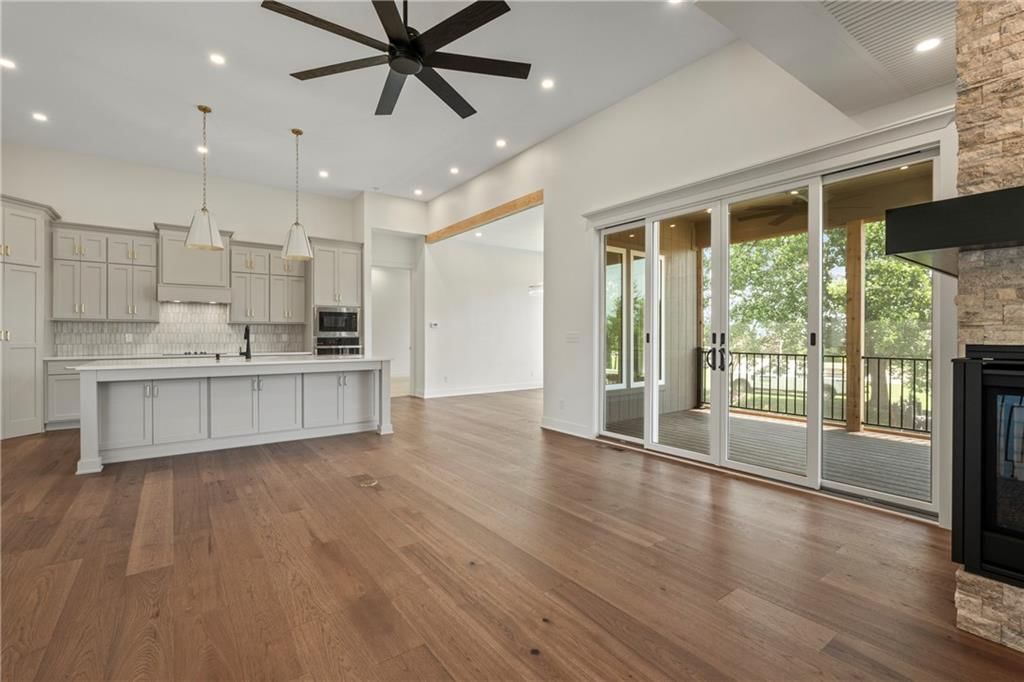 4225 NE Park Springs Drive — photo 23