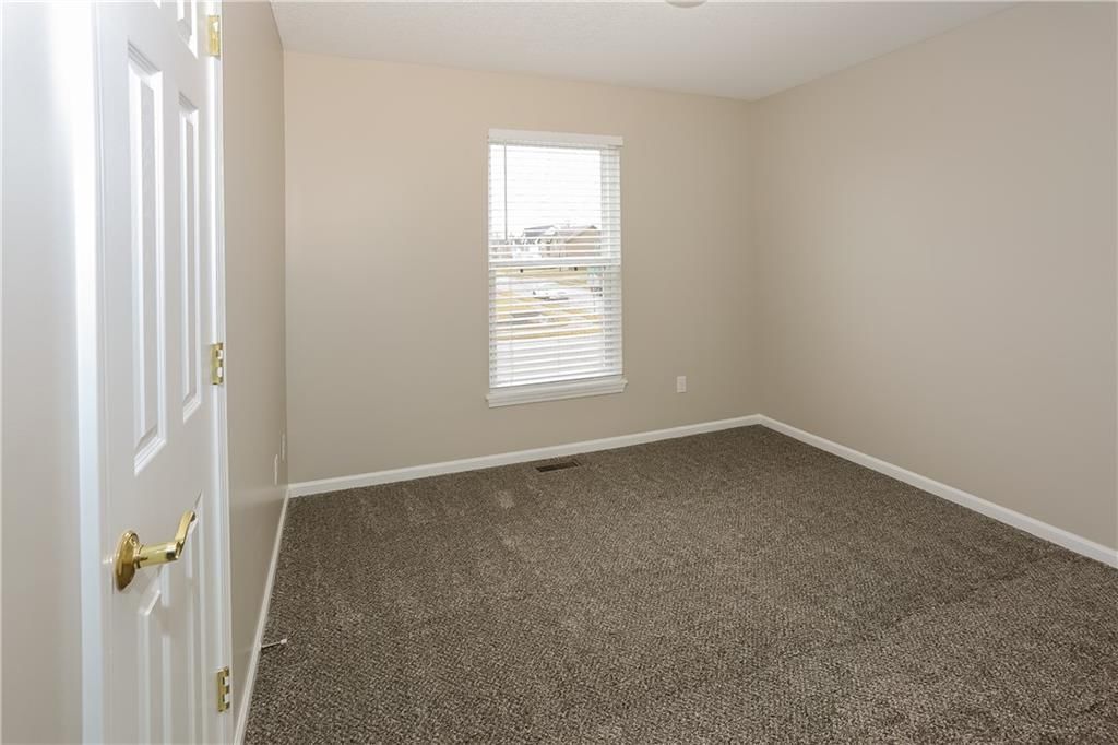 502 Sunny Lane — photo 9