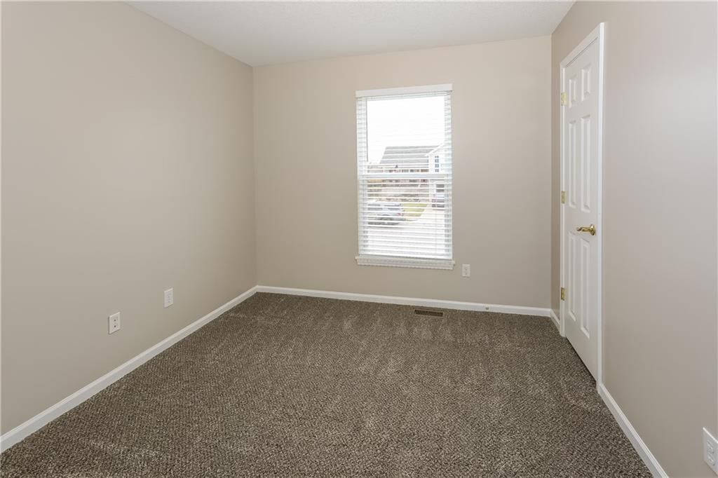 502 Sunny Lane — photo 10