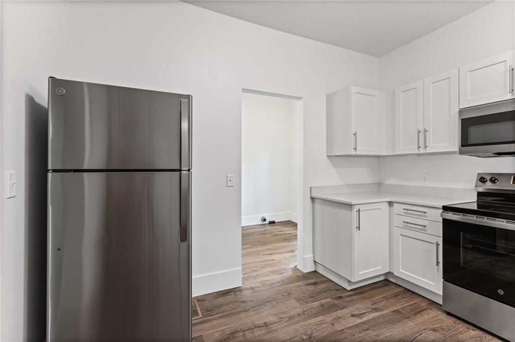 713 S Sycamore Street — photo 10
