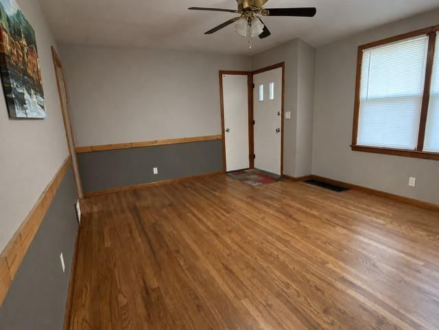 3020 S Norton Avenue — photo 5